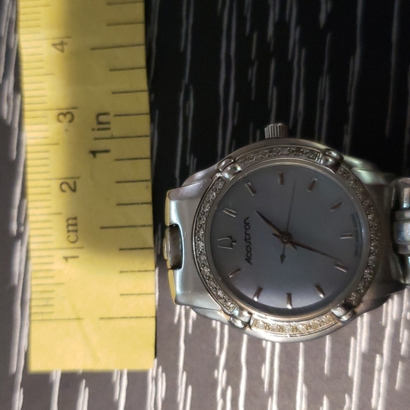 Accutron by Bulova 26R02 Diamond - Picture 10 of 11